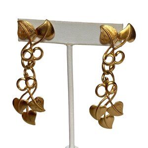 Vintage Avon Gold Tone Leaf Earrings Dangle Statement Jewelry Elegant Post Back